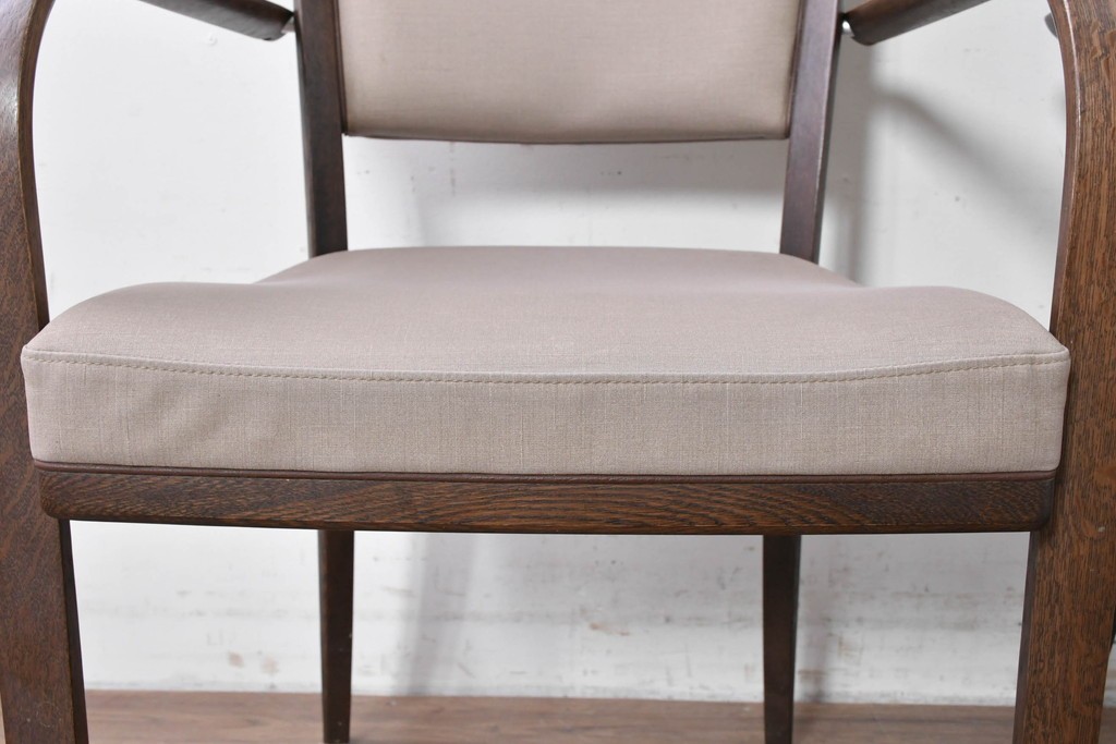 中古　カリモク家具(karimoku)　CT73シリーズ　曲木のアームが美しいアームチェア2脚セット　定価(2脚合計)約18万円　(R-087340)