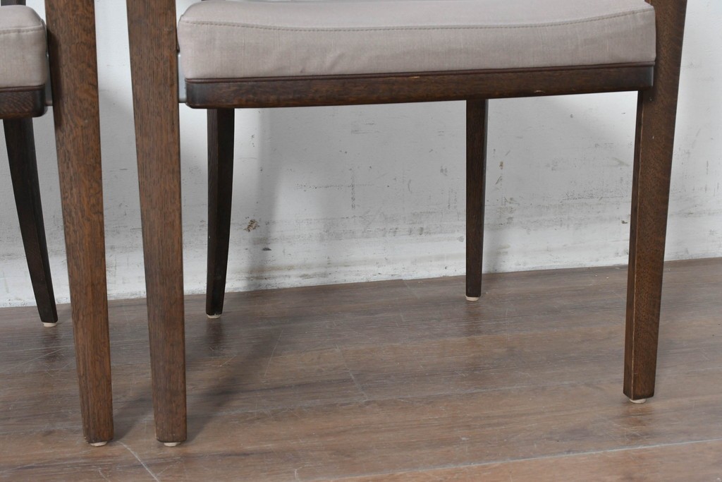 中古　カリモク家具(karimoku)　CT73シリーズ　曲木のアームが美しいアームチェア2脚セット　定価(2脚合計)約18万円　(R-087340)