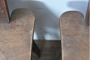 和製ヴィンテージ　楢(ナラ)材　コーヒーカップの透かし彫り入り　古いカフェのダイニングチェア3脚セット　(R-087342)