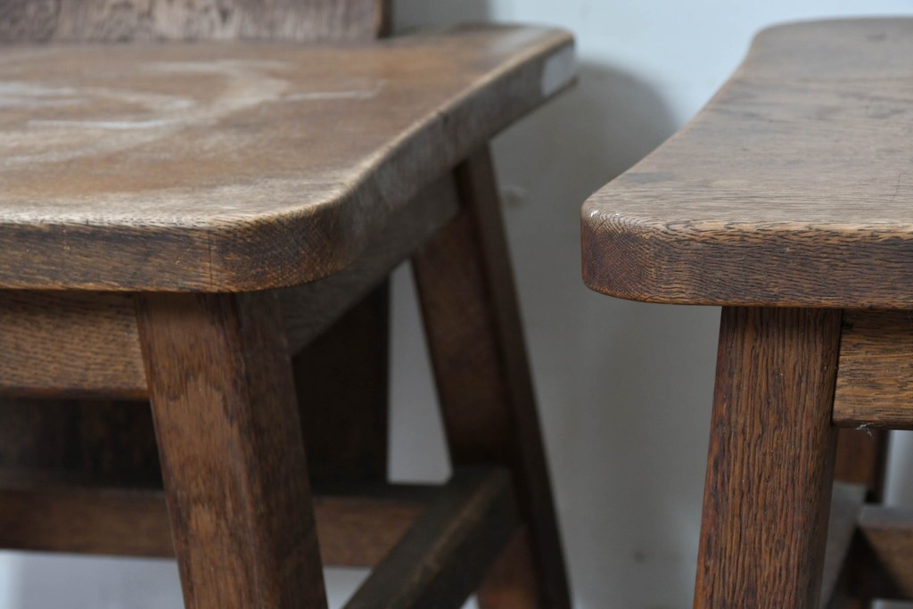 和製ヴィンテージ　楢(ナラ)材　コーヒーカップの透かし彫り入り　古いカフェのダイニングチェア3脚セット　(R-087342)