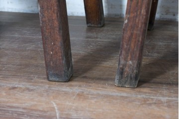 和製ヴィンテージ　楢(ナラ)材　コーヒーカップの透かし彫り入り　古いカフェのダイニングチェア3脚セット　(R-087342)