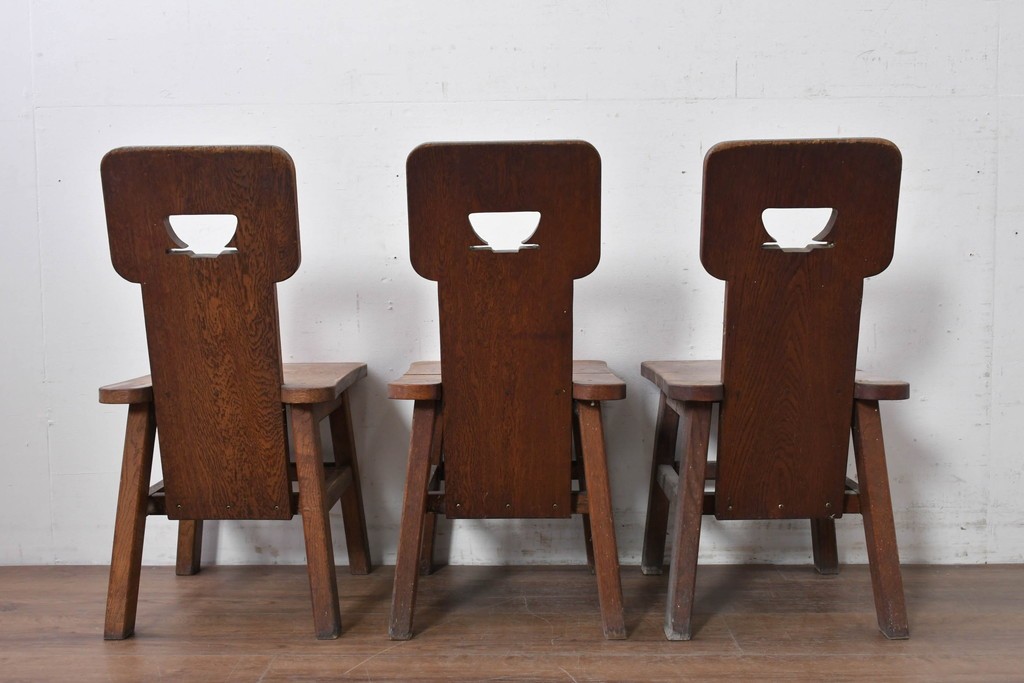 和製ヴィンテージ　楢(ナラ)材　コーヒーカップの透かし彫り入り　古いカフェのダイニングチェア3脚セット　(R-087342)
