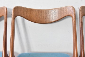 《張地の張り替え加工費込み》　スウェーデンヴィンテージ　希少モデル　Albin Johansson & Soner(アルビン・ヨハンソン&セーナー)　Storken(ストーケン)　背もたれのカーブが印象的なチーク材のダイニングチェア4脚セット　(R-087343)