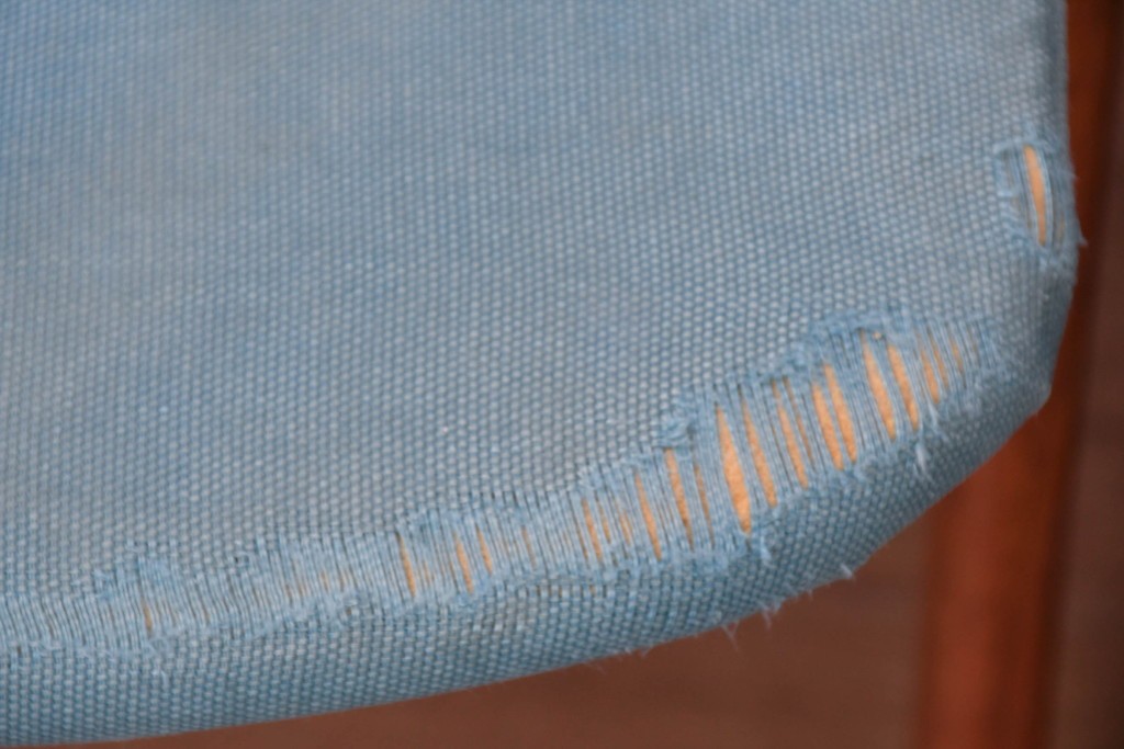 《張地の張り替え加工費込み》　スウェーデンヴィンテージ　希少モデル　Albin Johansson & Soner(アルビン・ヨハンソン&セーナー)　Storken(ストーケン)　背もたれのカーブが印象的なチーク材のダイニングチェア4脚セット　(R-087343)