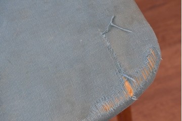 《張地の張り替え加工費込み》　スウェーデンヴィンテージ　希少モデル　Albin Johansson & Soner(アルビン・ヨハンソン&セーナー)　Storken(ストーケン)　背もたれのカーブが印象的なチーク材のダイニングチェア4脚セット　(R-087343)