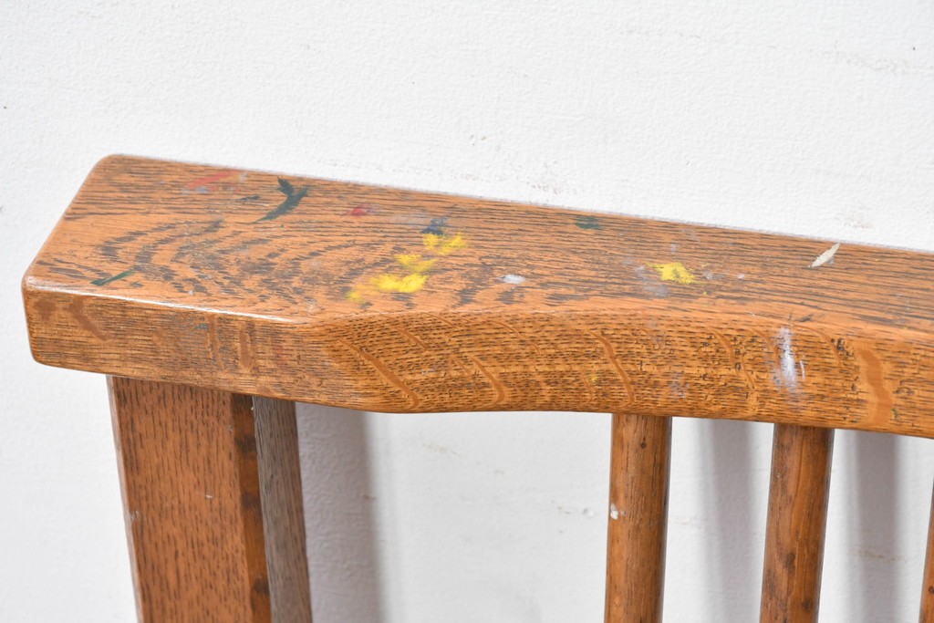 和製ヴィンテージ　楢(ナラ)材　繊細なスポーク状の背もたれと味わい深い木肌のダイニングチェア　(R-087344)