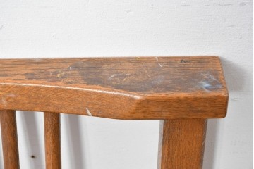 和製ヴィンテージ　楢(ナラ)材　繊細なスポーク状の背もたれと味わい深い木肌のダイニングチェア　(R-087344)