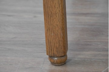 和製ヴィンテージ　楢(ナラ)材　繊細なスポーク状の背もたれと味わい深い木肌のダイニングチェア　(R-087344)