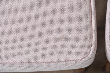 中古　美品　希少な廃番品!　飛騨産業　キツツキマーク　穂高シリーズ　曲線を活かした背もたれと挽き物脚が調和するクラシックダイニングチェア4脚セット　現行定価(4脚合計)約30万円　(R-087345)