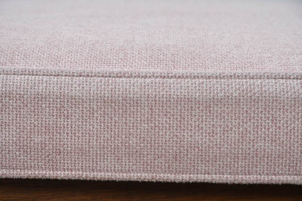 中古　美品　希少な廃番品!　飛騨産業　キツツキマーク　穂高シリーズ　曲線を活かした背もたれと挽き物脚が調和するクラシックダイニングチェア4脚セット　現行定価(4脚合計)約30万円　(R-087345)