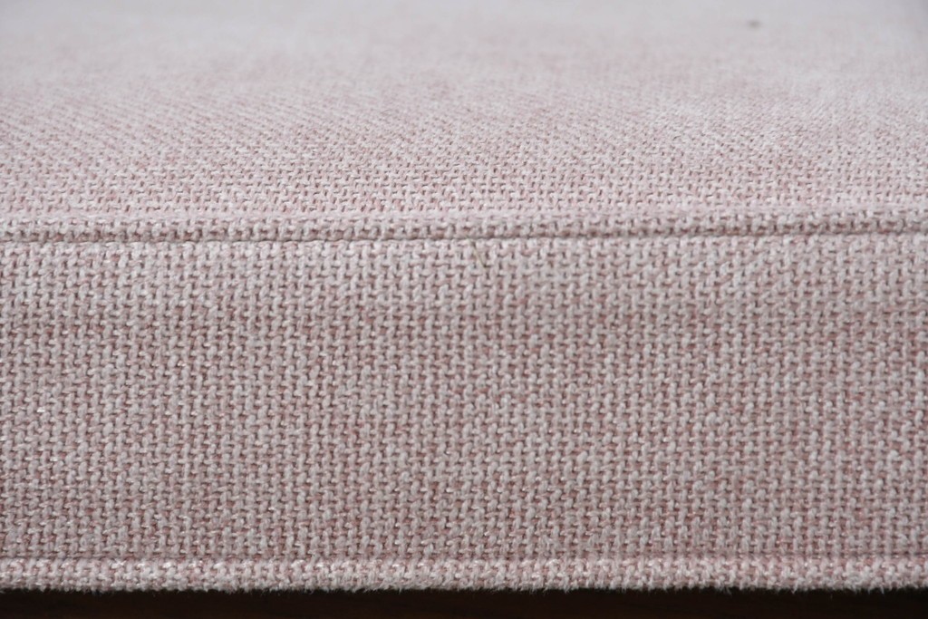 中古　美品　希少な廃番品!　飛騨産業　キツツキマーク　穂高シリーズ　曲線を活かした背もたれと挽き物脚が調和するクラシックダイニングチェア4脚セット　現行定価(4脚合計)約30万円　(R-087345)