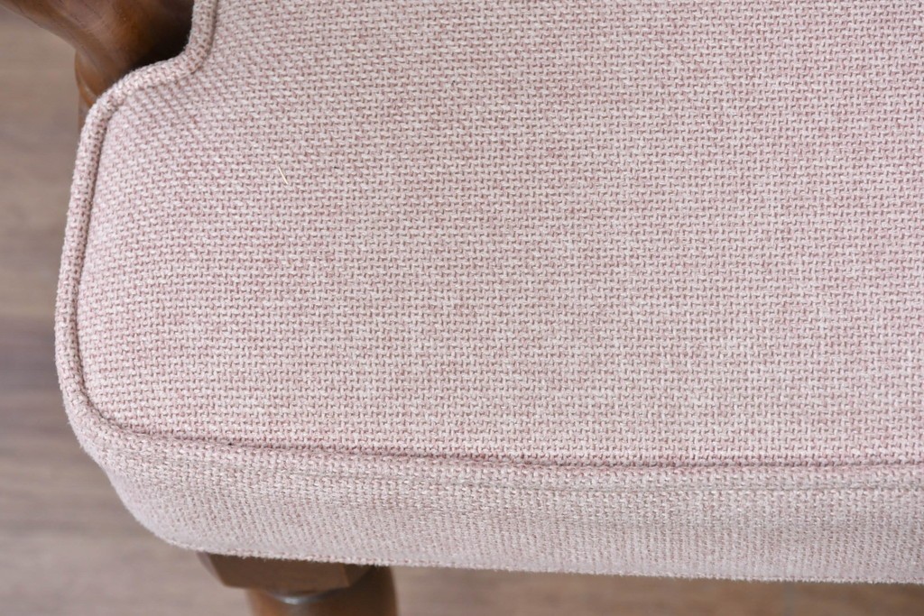 中古　美品　希少な廃番品!　飛騨産業　キツツキマーク　穂高シリーズ　曲線を活かした背もたれと挽き物脚が調和するクラシックアームチェア2脚セット　定価(2脚合計)推定約18万円　(R-087346)