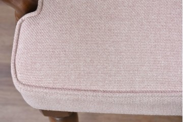 中古　美品　希少な廃番品!　飛騨産業　キツツキマーク　穂高シリーズ　曲線を活かした背もたれと挽き物脚が調和するクラシックアームチェア2脚セット　定価(2脚合計)推定約18万円　(R-087346)