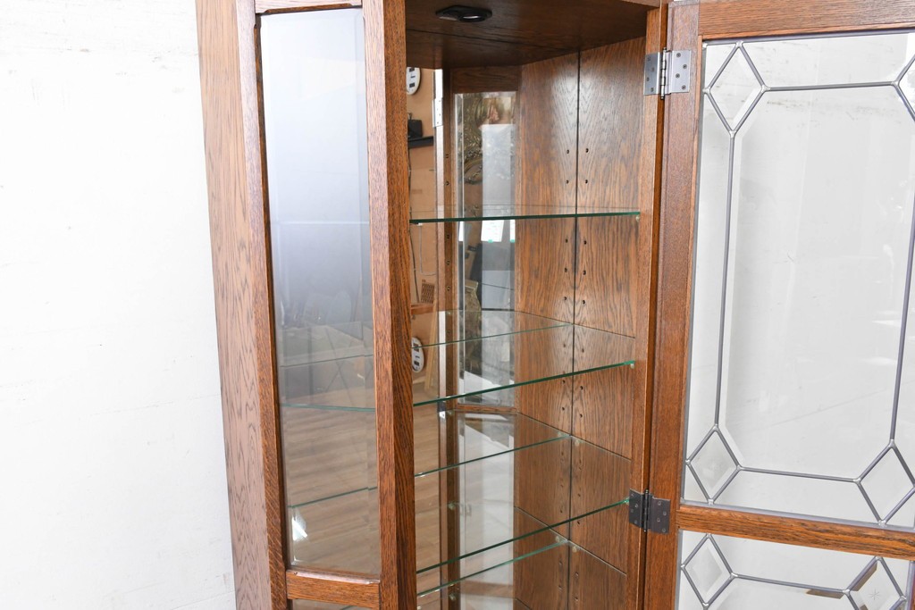 中古　美品　希少な廃番品!　COUNTRY HOUSE 2000(カントリーハウス)　Brugge(ブルージュ)　装飾ガラスが美しい背面鏡張りのキュリオケース　(R-087347)