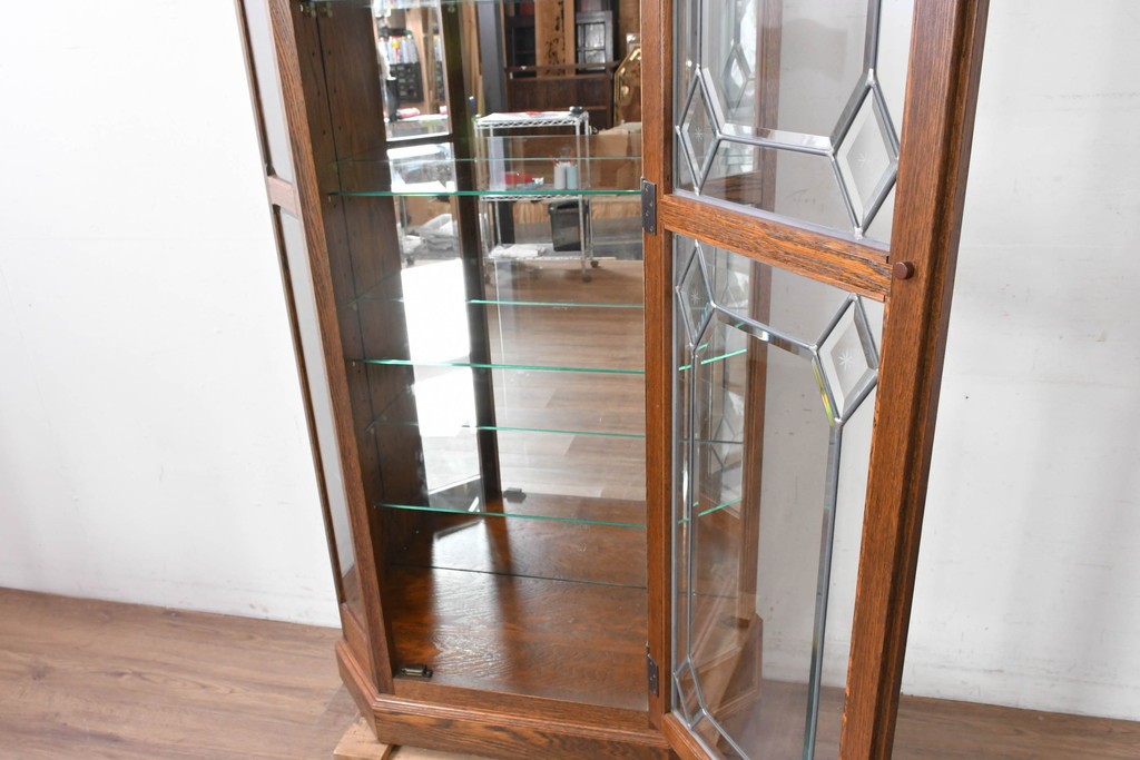 中古　美品　希少な廃番品!　COUNTRY HOUSE 2000(カントリーハウス)　Brugge(ブルージュ)　装飾ガラスが美しい背面鏡張りのキュリオケース　(R-087347)