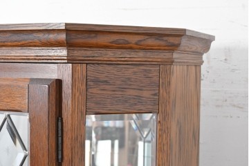 中古　美品　希少な廃番品!　COUNTRY HOUSE 2000(カントリーハウス)　Brugge(ブルージュ)　装飾ガラスが美しい背面鏡張りのキュリオケース　(R-087347)