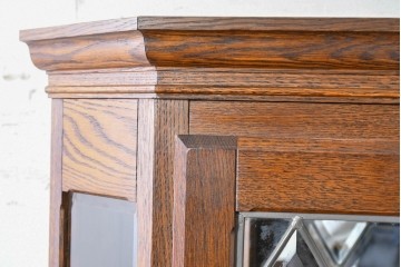 中古　美品　希少な廃番品!　COUNTRY HOUSE 2000(カントリーハウス)　Brugge(ブルージュ)　装飾ガラスが美しい背面鏡張りのキュリオケース　(R-087347)