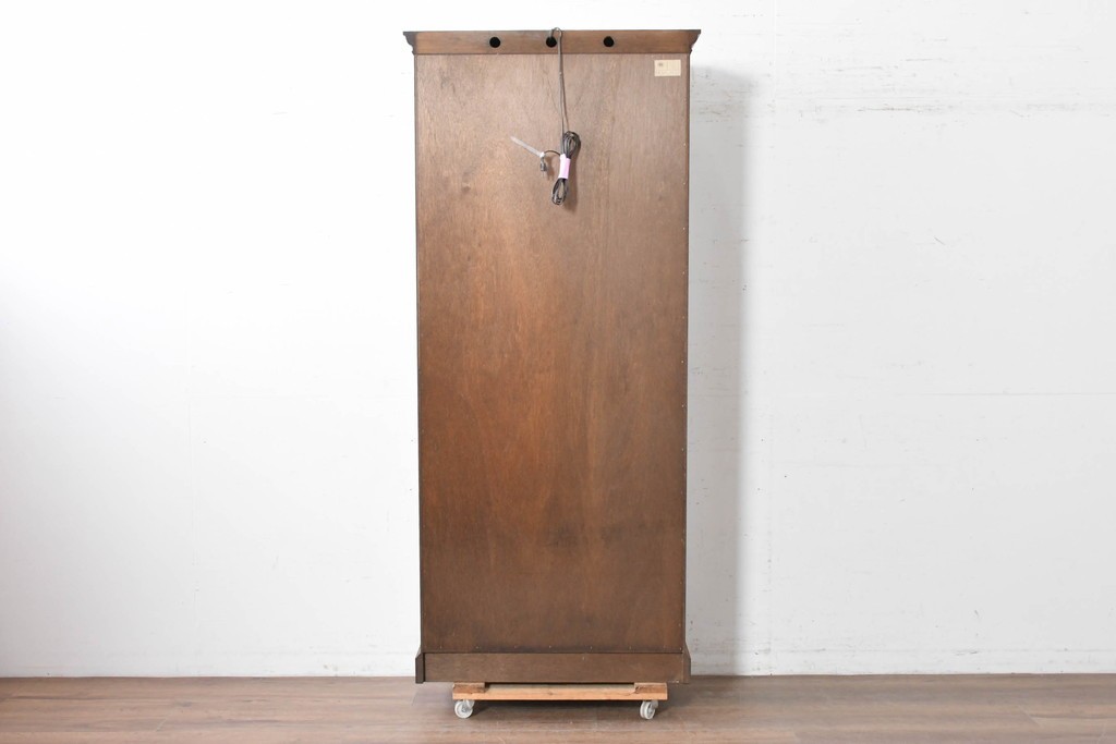 中古　美品　希少な廃番品!　COUNTRY HOUSE 2000(カントリーハウス)　Brugge(ブルージュ)　装飾ガラスが美しい背面鏡張りのキュリオケース　(R-087347)