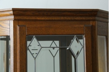 中古　美品　希少な廃番品!　COUNTRY HOUSE 2000(カントリーハウス)　Brugge(ブルージュ)　装飾ガラスが美しい背面鏡張りのキュリオケース　(R-087347)