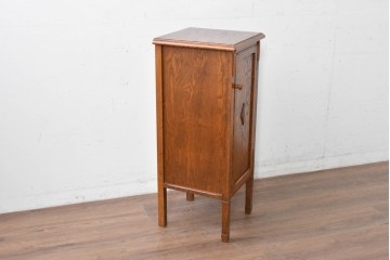 中古　美品　希少な廃番品!　菱形装飾と美しい木目が印象的なサイドキャビネット　(R-087348)