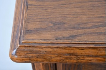 中古　美品　希少な廃番品!　菱形装飾と美しい木目が印象的なサイドキャビネット　(R-087348)