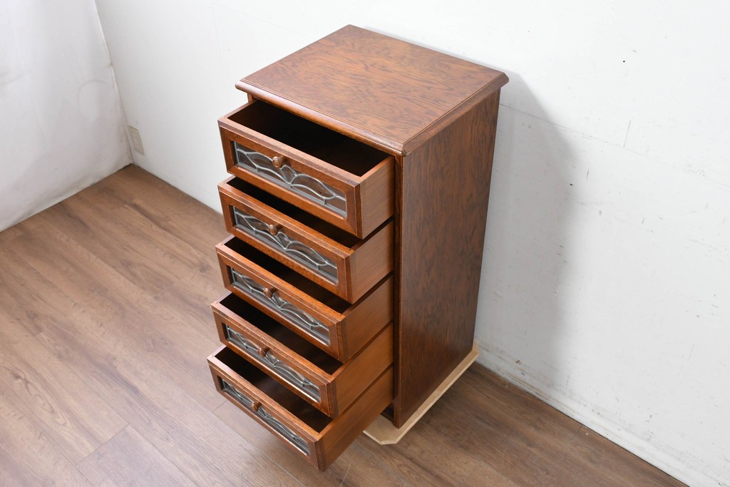 中古　美品　希少な廃番品!　ステンドグラスが目を引く5段チェスト　(R-087349)