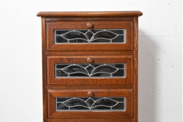 中古　美品　希少な廃番品!　ステンドグラスが目を引く5段チェスト　(R-087349)