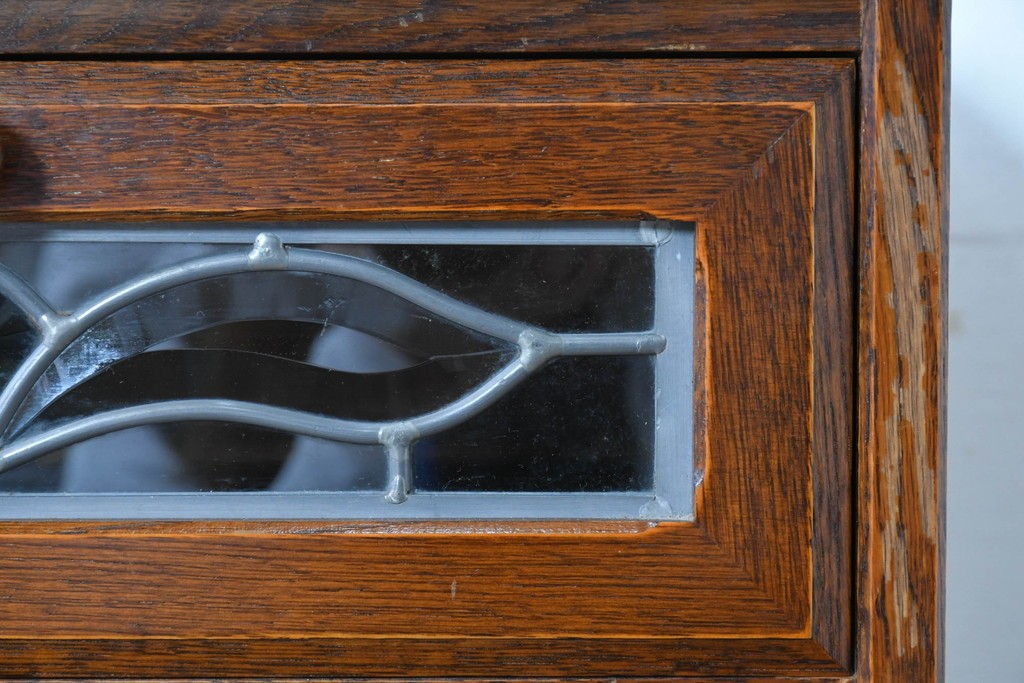 中古　美品　希少な廃番品!　ステンドグラスが目を引く5段チェスト　(R-087349)