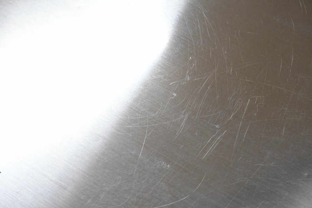 中古　美品　HALO(ハロ)　STONYHURST ENTERTAINMENT UNIT BRUSHED STEEL(ストニーハースト エンターテインメント ユニット ブラッシュドスチール)　鋲打ち×メタルの無骨なデザインが際立つ テレビボード　定価約31万円　(R-087351)