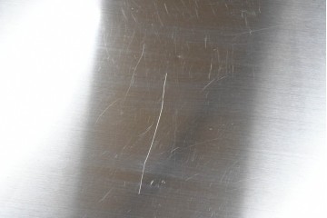 中古　美品　HALO(ハロ)　STONYHURST ENTERTAINMENT UNIT BRUSHED STEEL(ストニーハースト エンターテインメント ユニット ブラッシュドスチール)　鋲打ち×メタルの無骨なデザインが際立つ テレビボード　定価約31万円　(R-087351)