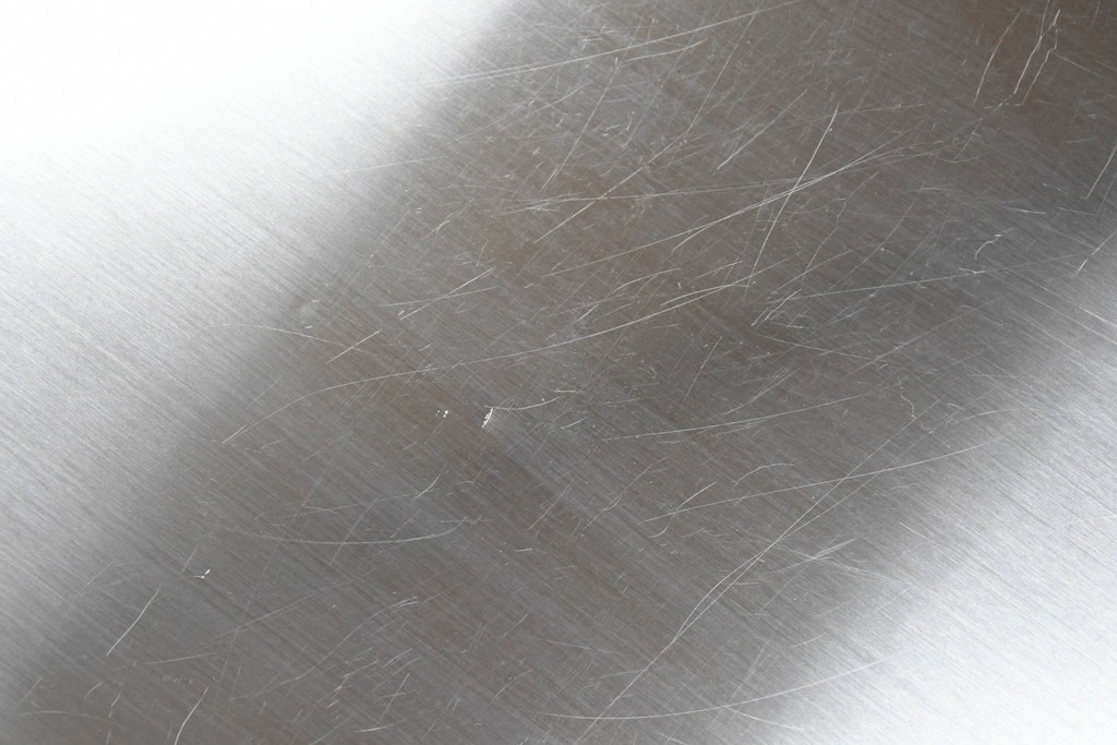 中古　美品　HALO(ハロ)　STONYHURST ENTERTAINMENT UNIT BRUSHED STEEL(ストニーハースト エンターテインメント ユニット ブラッシュドスチール)　鋲打ち×メタルの無骨なデザインが際立つ テレビボード　定価約31万円　(R-087351)