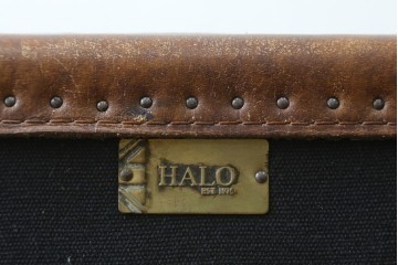 中古　美品　HALO(ハロ)　STONYHURST ENTERTAINMENT UNIT BRUSHED STEEL(ストニーハースト エンターテインメント ユニット ブラッシュドスチール)　鋲打ち×メタルの無骨なデザインが際立つ テレビボード　定価約31万円　(R-087351)