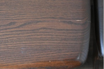 中古　美品　イギリス　ERCOL(アーコール)　Old Colonial(オールドコロニアル)シリーズ　エルム材の美しい木目が魅力のネストテーブル　(R-087352)