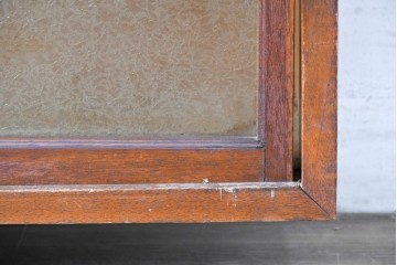 和製アンティーク　やわらかな透け感が魅力の結霜ガラス戸棚　(R-087353)