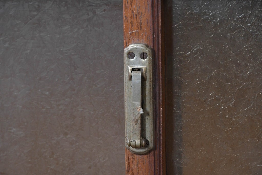 和製アンティーク　やわらかな透け感が魅力の結霜ガラス戸棚　(R-087353)