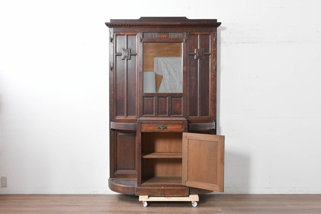 和製アンティーク　上手物!　楢(ナラ)材　彫刻が際立つ古い洋館のホールスタンド　(R-087357)