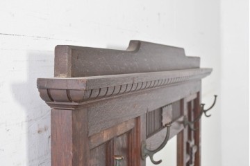 和製アンティーク　上手物!　楢(ナラ)材　彫刻が際立つ古い洋館のホールスタンド　(R-087357)