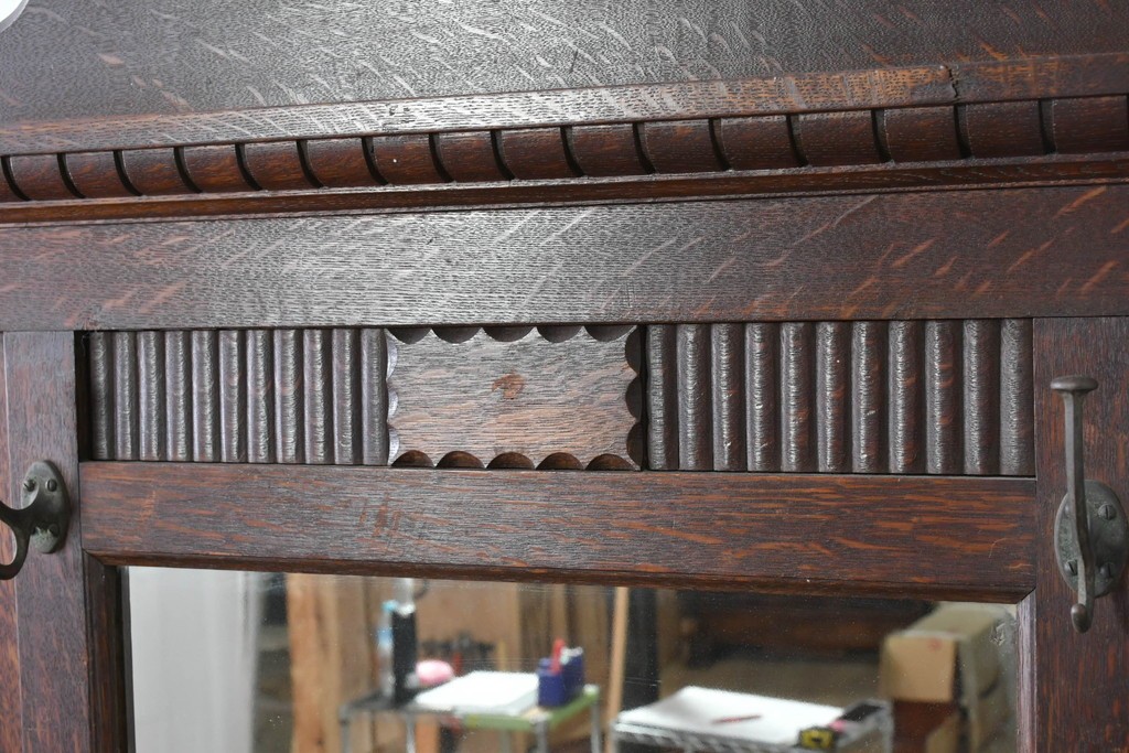 和製アンティーク　上手物!　楢(ナラ)材　彫刻が際立つ古い洋館のホールスタンド　(R-087357)