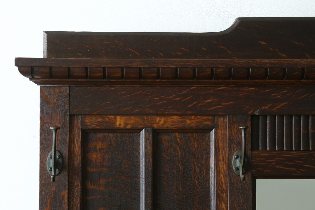和製アンティーク　上手物!　楢(ナラ)材　彫刻が際立つ古い洋館のホールスタンド　(R-087357)
