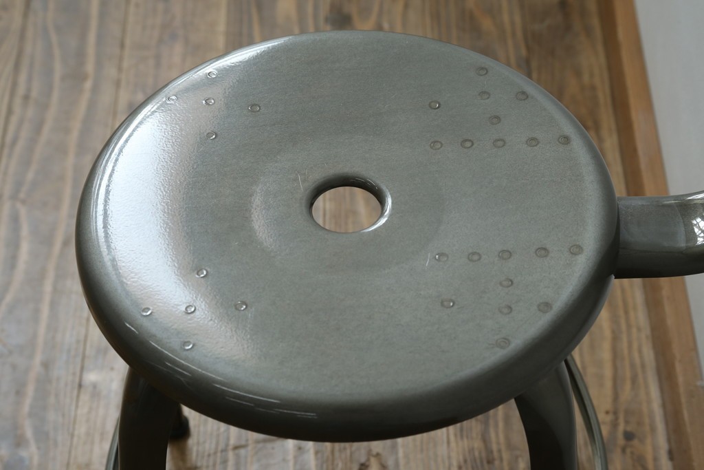 中古　美品　フランス　オールスチール製　Whale Tail(ホエールテイル・チェア)　工業用チェアの名作!　Nicolle Chair(ニコルチェア)　定価約6万円　(R-087359)