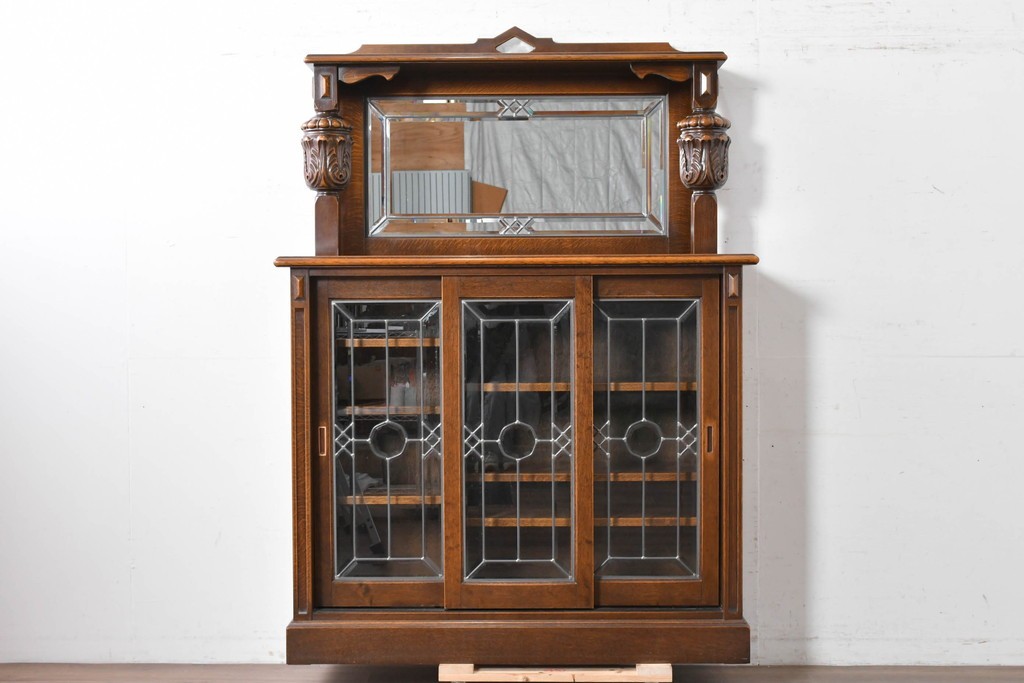 中古　美品　希少な廃番品　三越家具(現カントリーハウス)　Brugge(ブルージュ)　優美な装飾のミラー付きキャビネット　(R-087360)