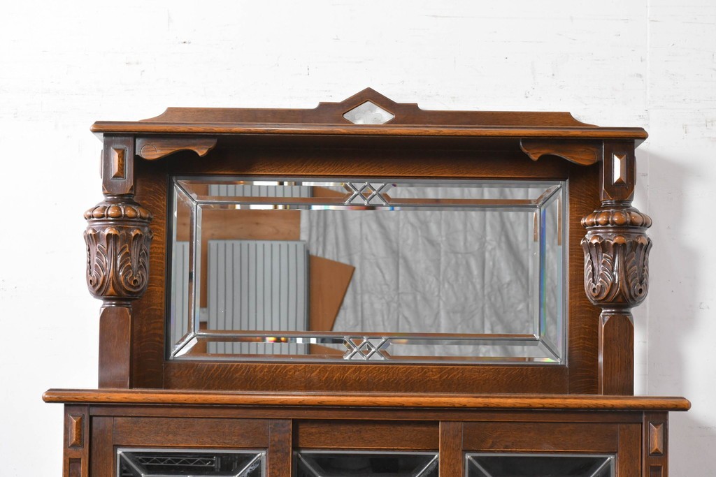 中古　美品　希少な廃番品　三越家具(現カントリーハウス)　Brugge(ブルージュ)　優美な装飾のミラー付きキャビネット　(R-087360)
