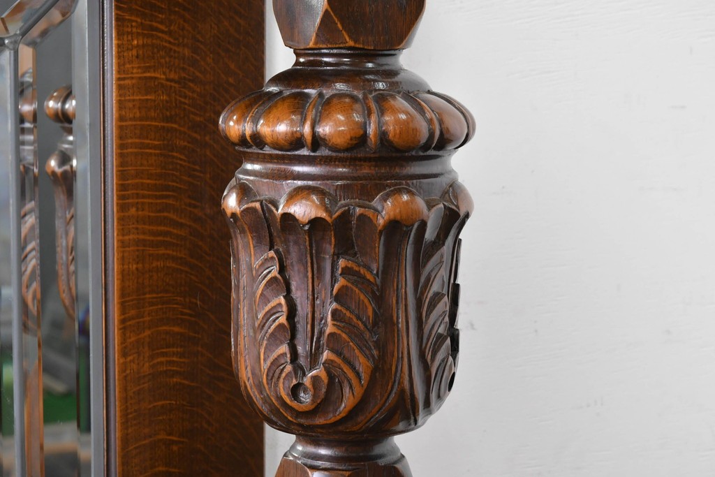 中古　美品　希少な廃番品　三越家具(現カントリーハウス)　Brugge(ブルージュ)　優美な装飾のミラー付きキャビネット　(R-087360)