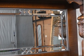 中古　美品　希少な廃番品　三越家具(現カントリーハウス)　Brugge(ブルージュ)　優美な装飾のミラー付きキャビネット　(R-087360)