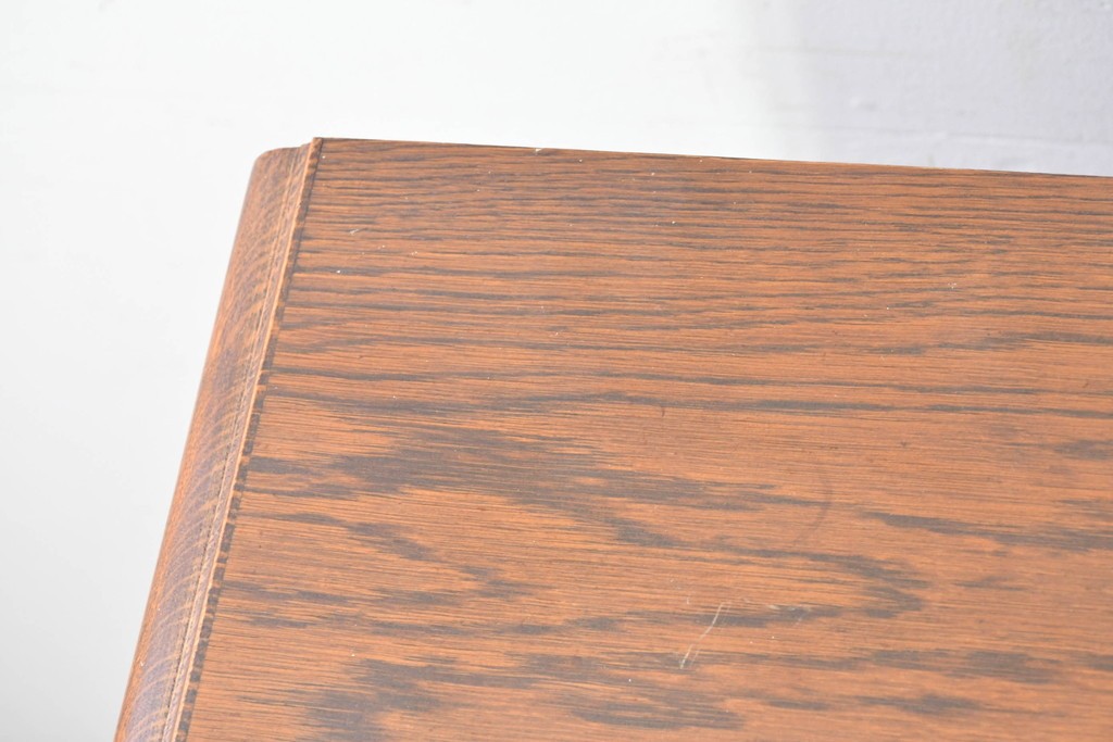 中古　希少な廃番品　三越家具(現カントリーハウス)　Brugge(ブルージュ)　ステンドグラス入り扉のサイドボード　(R-087361)