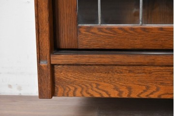 中古　希少な廃番品　三越家具(現カントリーハウス)　Brugge(ブルージュ)　ステンドグラス入り扉のサイドボード　(R-087361)