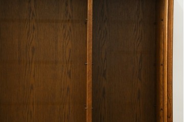 中古　希少な廃番品　三越家具(現カントリーハウス)　Brugge(ブルージュ)　ステンドグラス入り扉のサイドボード　(R-087361)