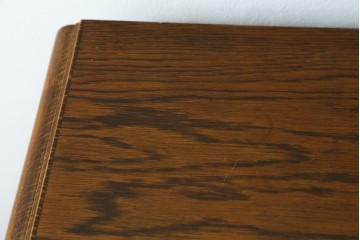 中古　希少な廃番品　三越家具(現カントリーハウス)　Brugge(ブルージュ)　ステンドグラス入り扉のサイドボード　(R-087361)