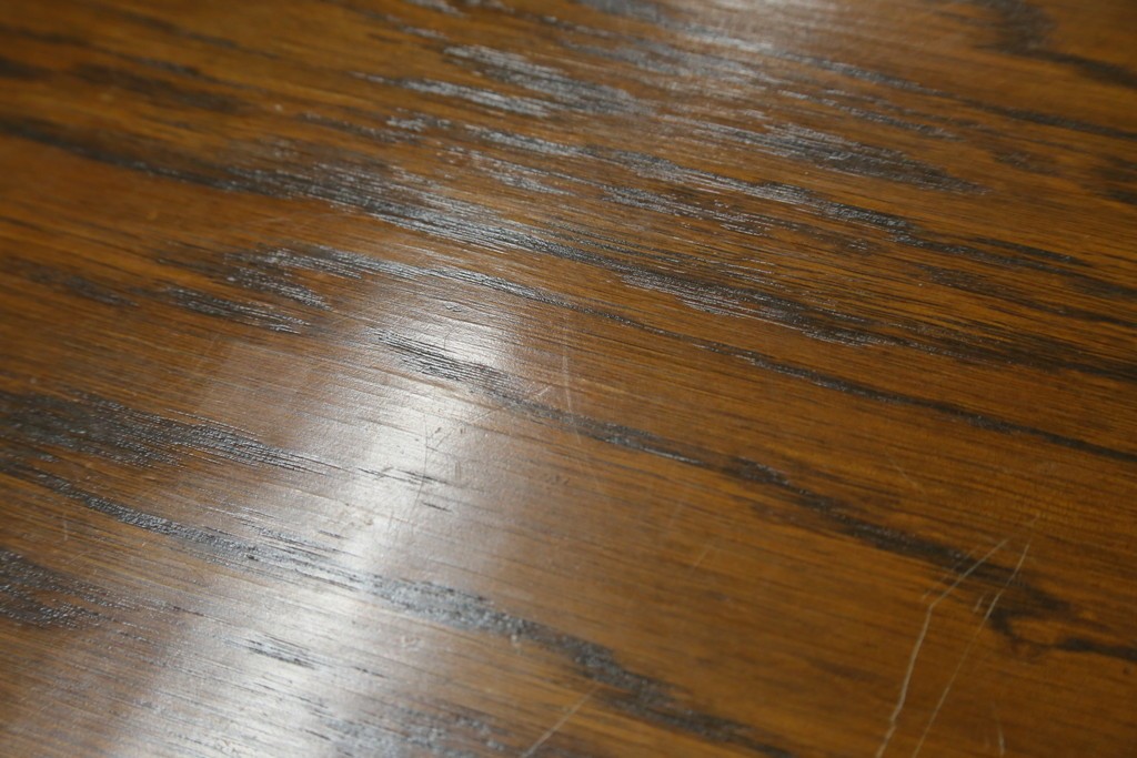 中古　希少な廃番品　三越家具(現カントリーハウス)　Brugge(ブルージュ)　ステンドグラス入り扉のサイドボード　(R-087361)