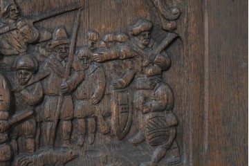 ベルギーヴィンテージ　オーク材　彫刻が印象的なブランケットボックス　(R-087362)